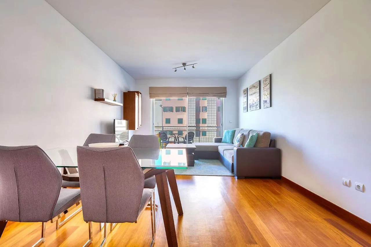 Sunset Apartment By Holiday Rental Madeira Фуншал